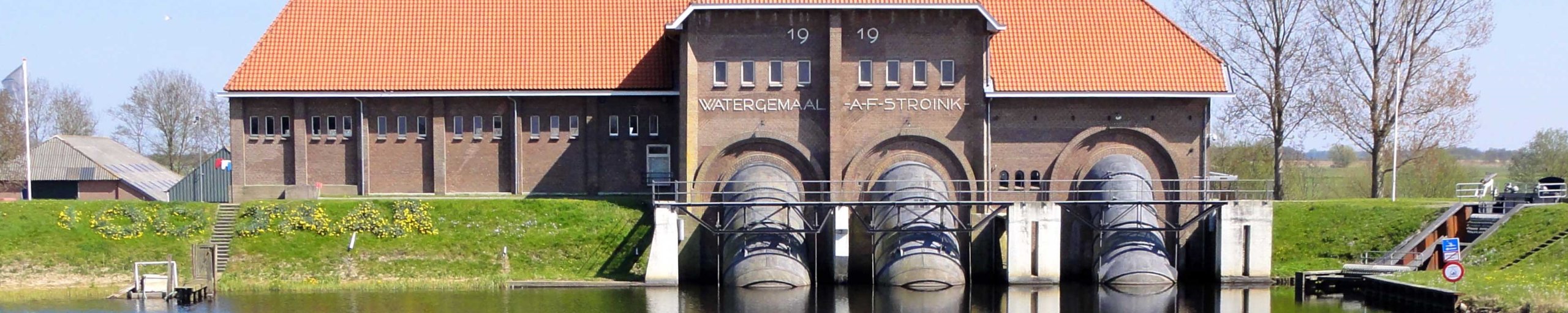 schermafbeelding Aquo-website met foto gemaal Stroink
